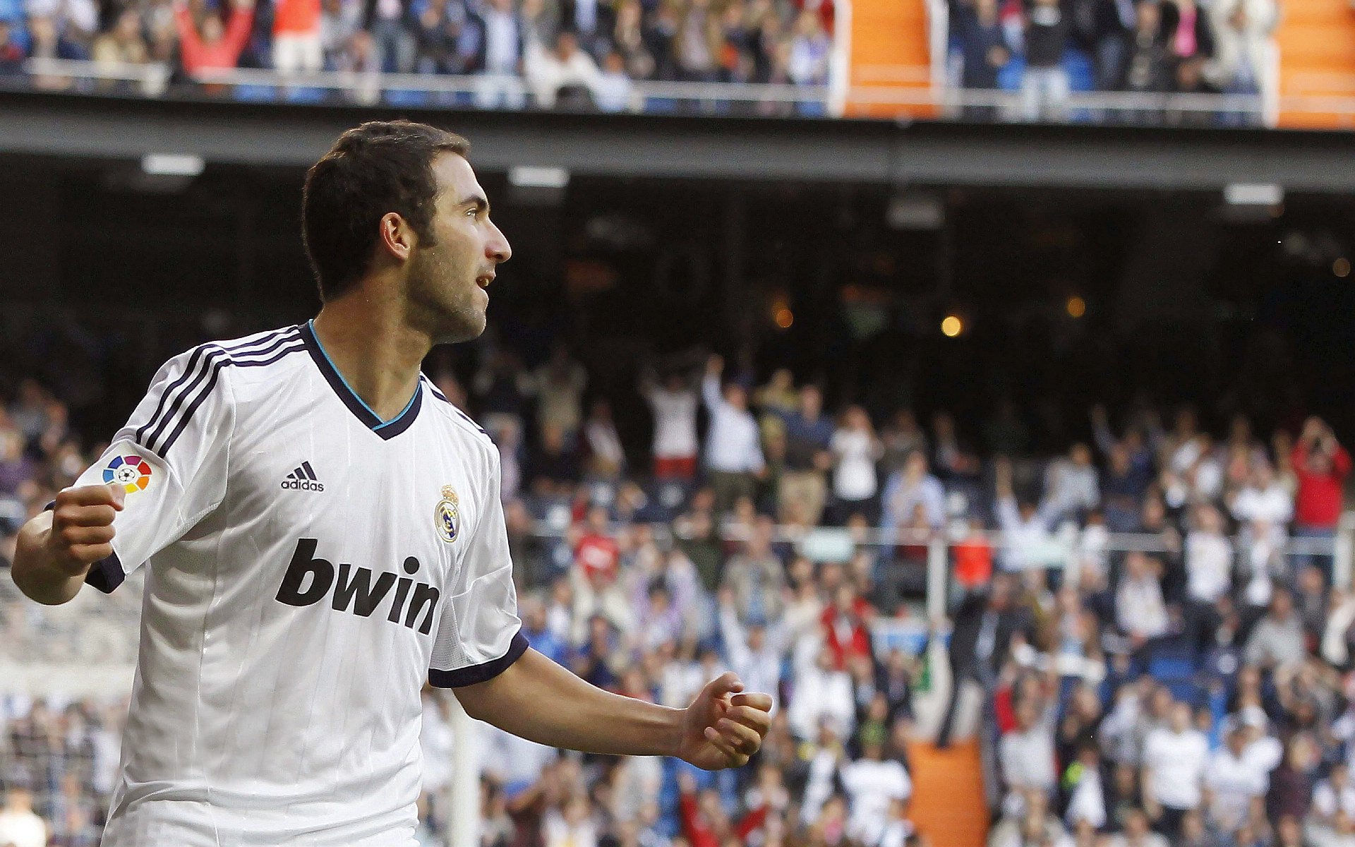 意甲比赛，球员讲述努力过程，意甲各项记录